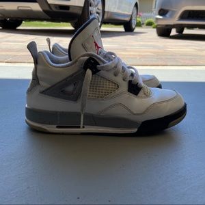 Women’s size 8 used Air Jordan 4 white cement